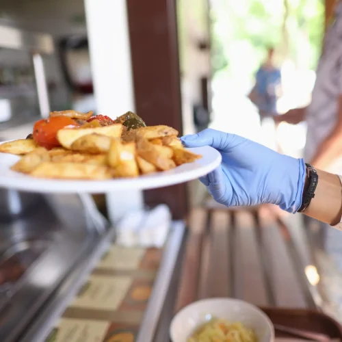 Casino funcionando con su proveedor de alimentos